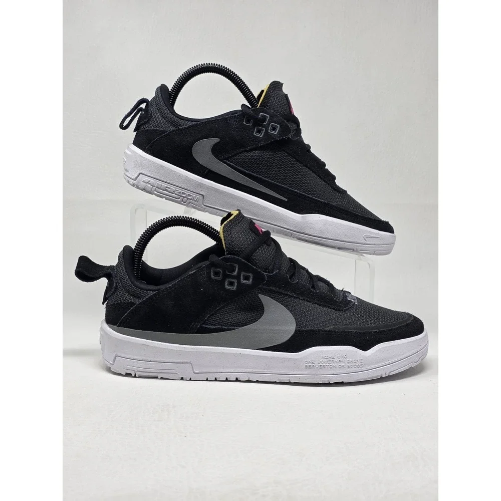 Nike SB Day One GS Black White Youth Size 6Y Skate Boarding FN4210-002 New
